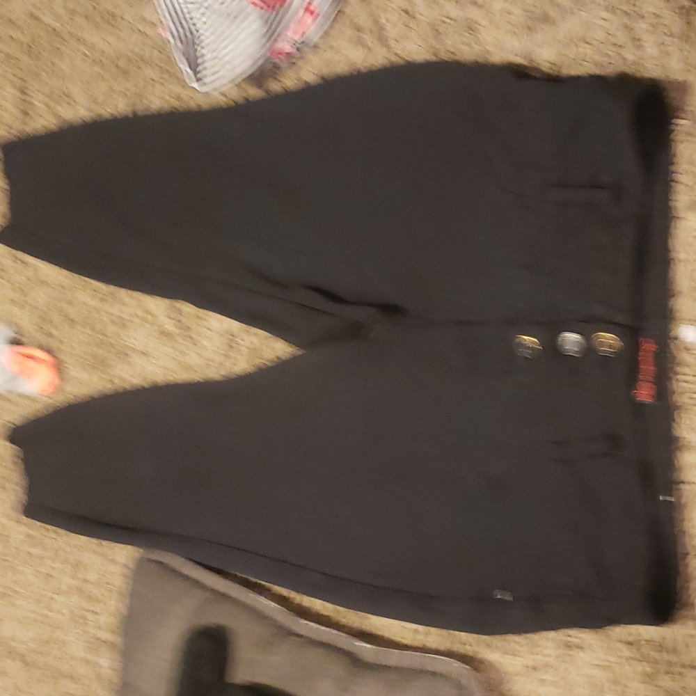 Black skinny jeans